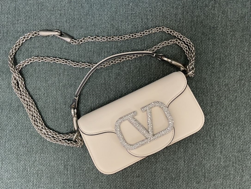 Va1e*ntin0 satchel bag